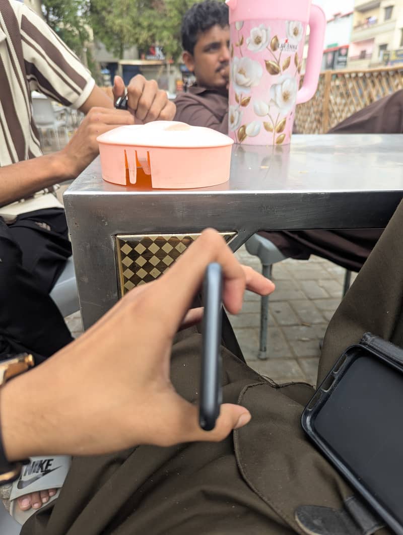 Apple iPhone 11 3