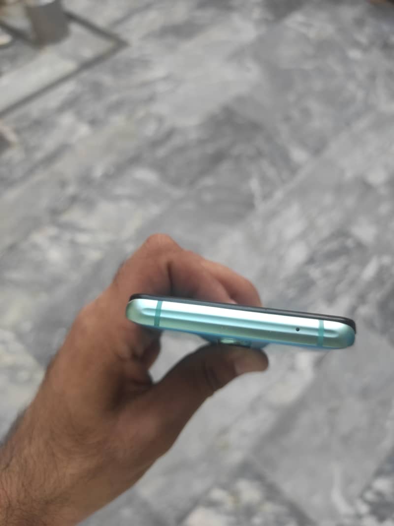 One Plus 8 Pro 5