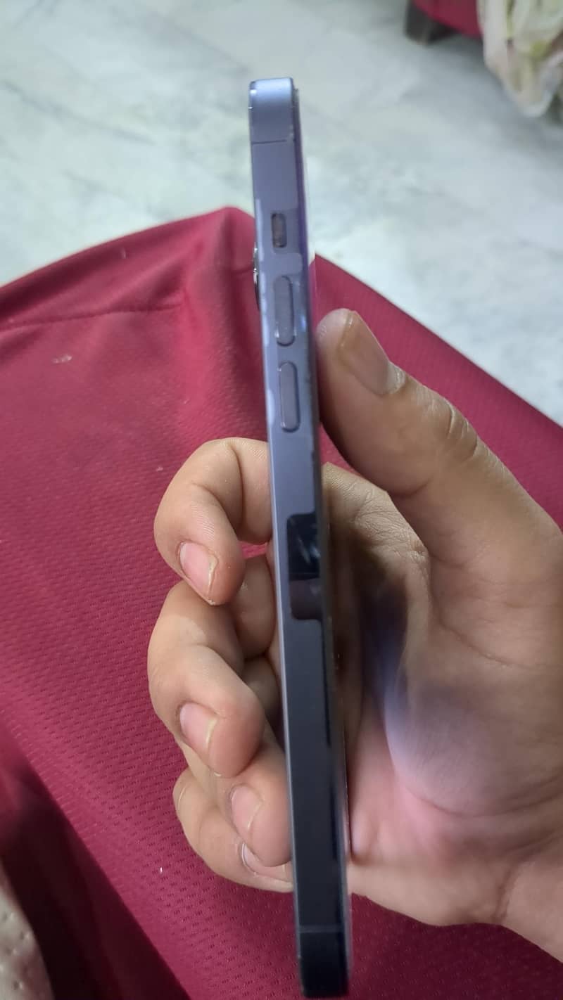 Apple iPhone 14 Pro Max 2