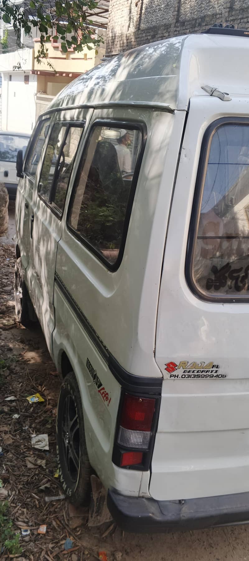 Suzuki Bolan 2012 3