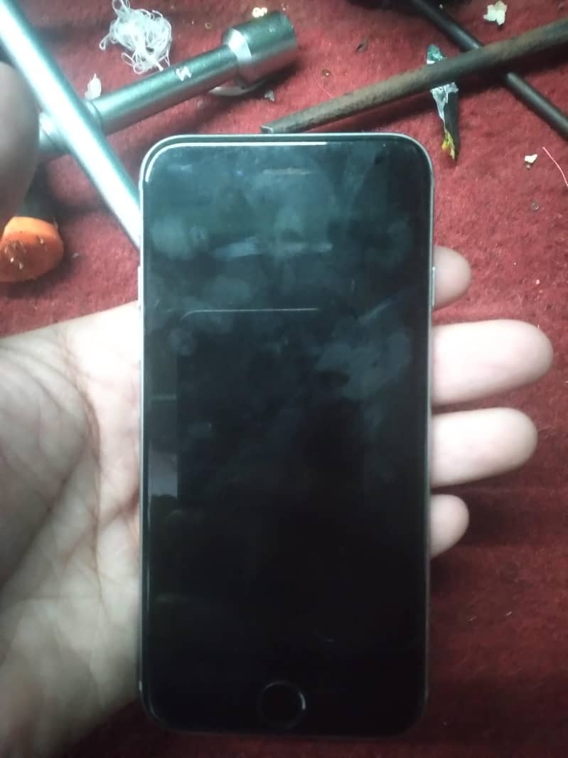 Apple iPhone 6S 3