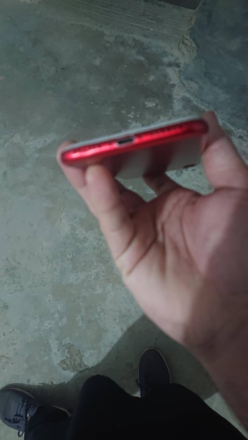 Apple iPhone 7 1