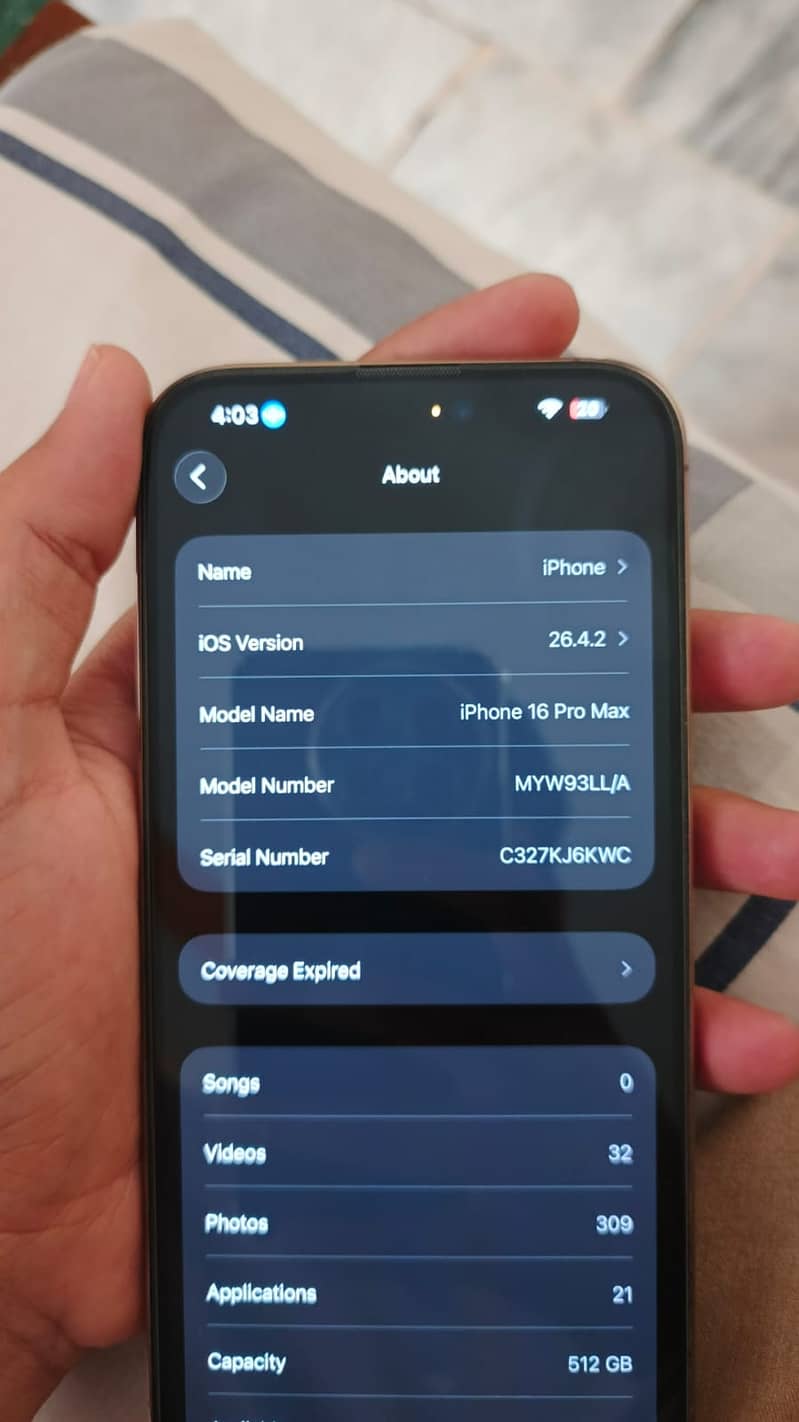 Apple iPhone 16 Pro Max 6