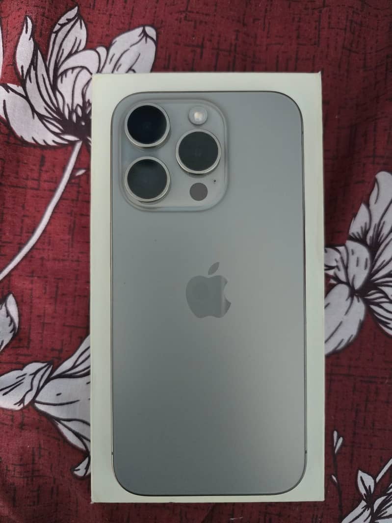 Apple iPhone 15 Pro 0