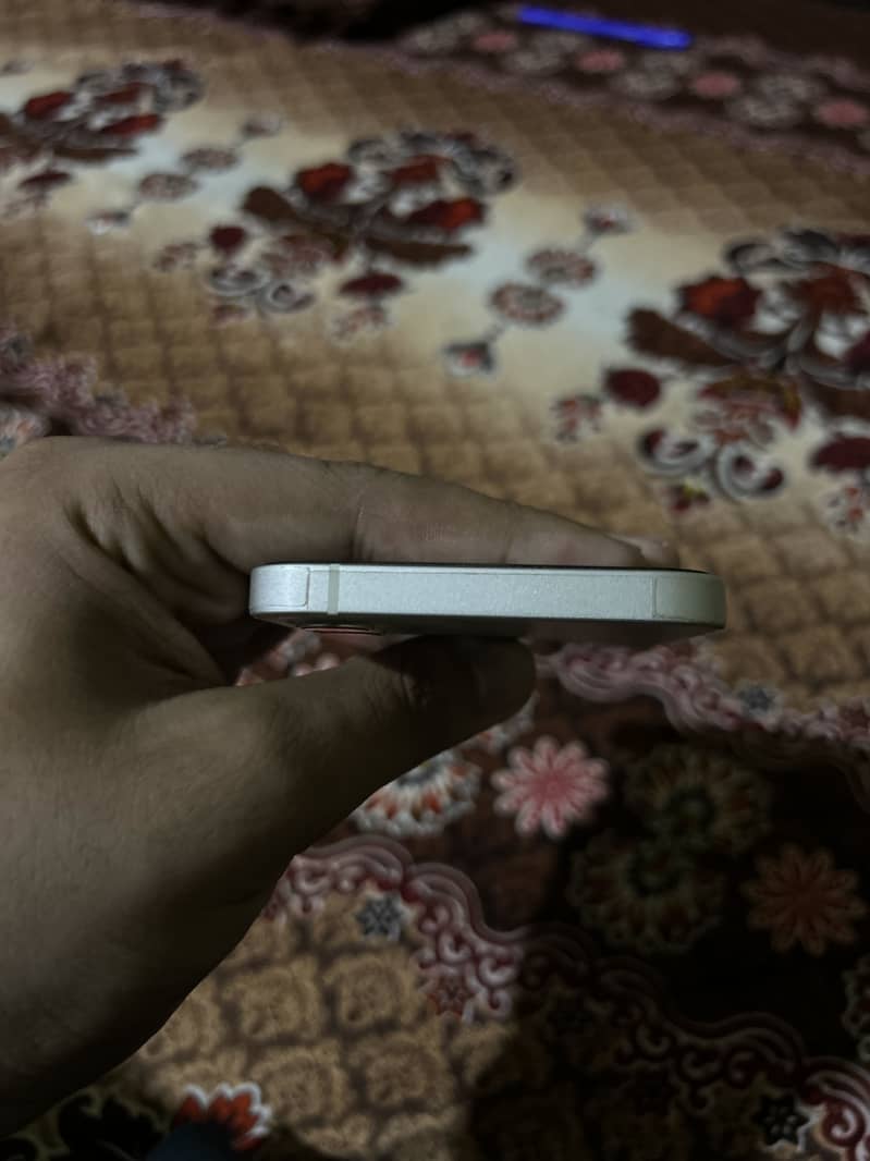 Apple iPhone 12 2