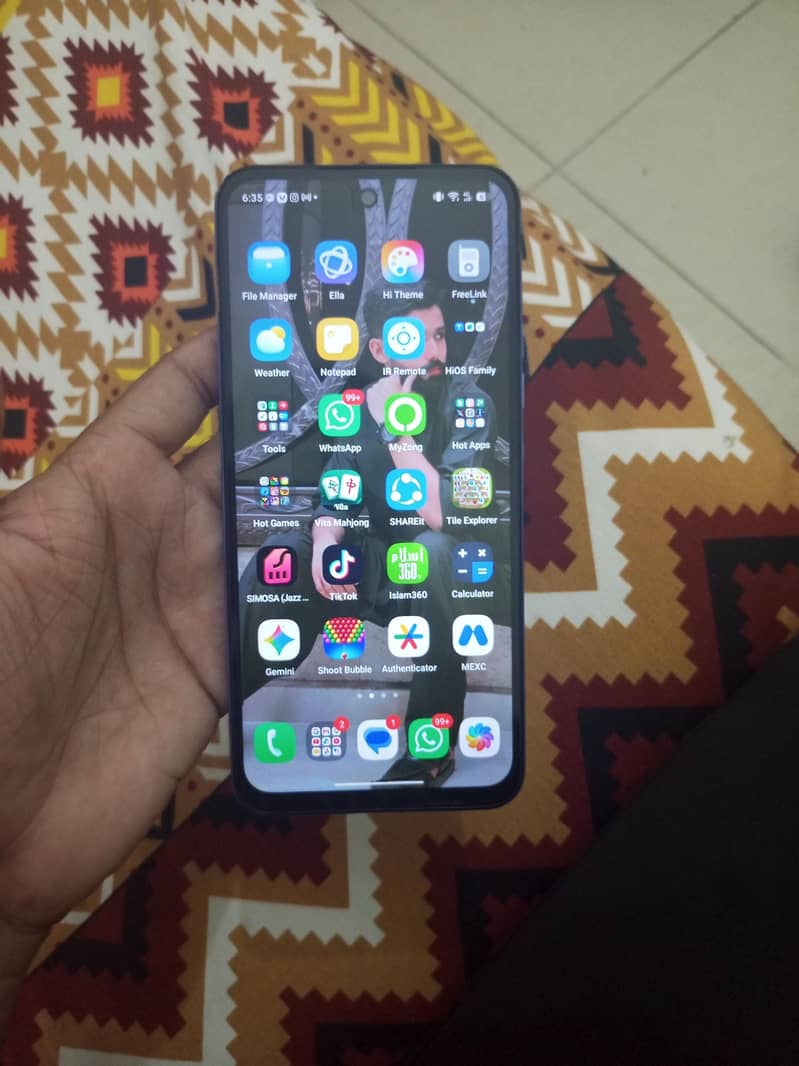 Tecno Spark 40 5