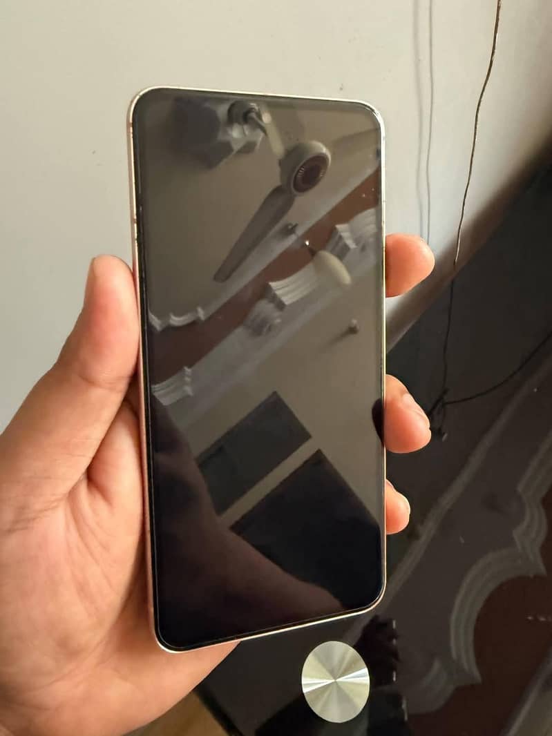 Google Pixel 8 1