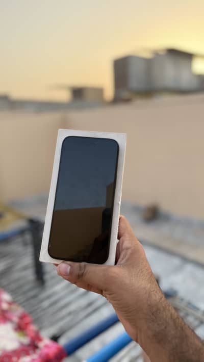 Apple iPhone 15 Pro Max Factory Unlock