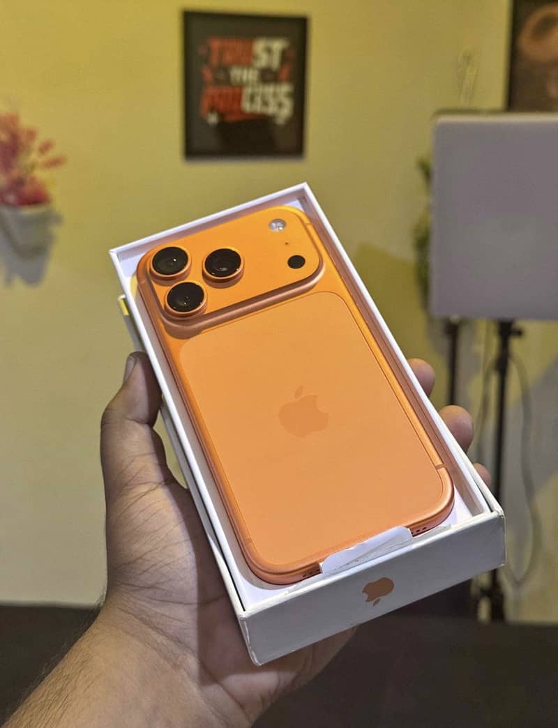 Apple iPhone 17 Pro Max 0