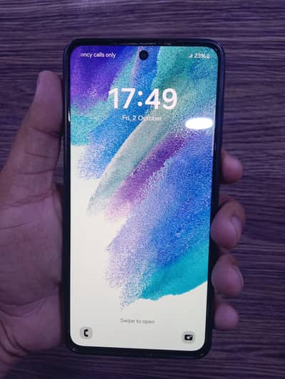 Samsung Mobile S21 FE