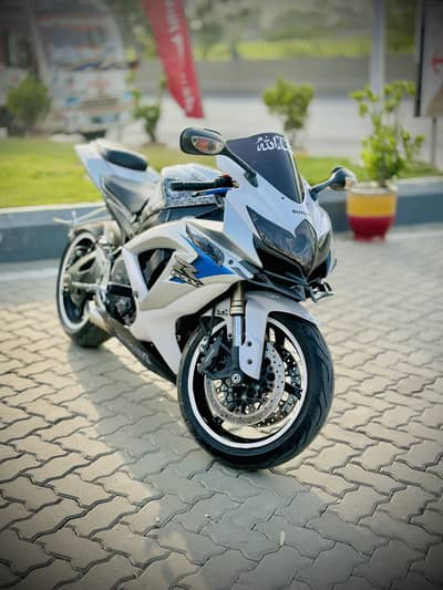 Suzuki GSXR