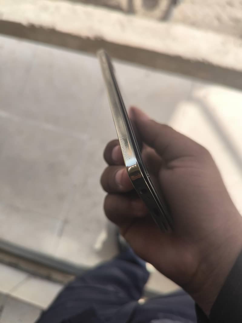 Tecno Spark 20 6