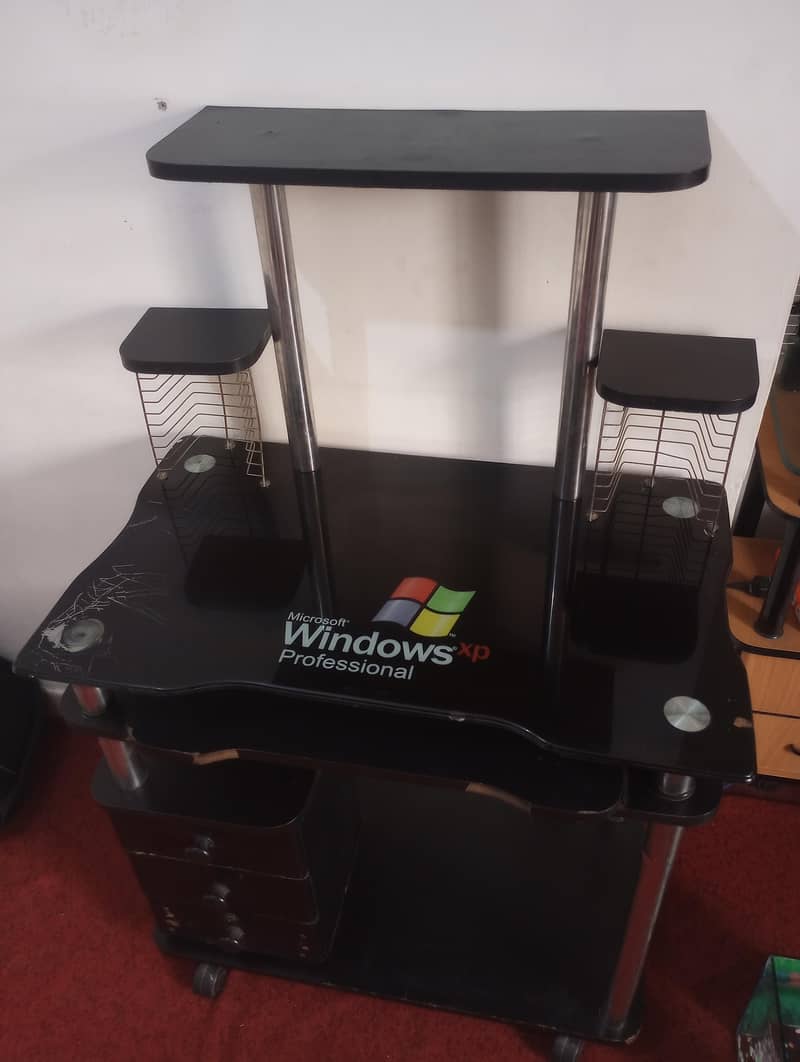 Window computer trolly 0
