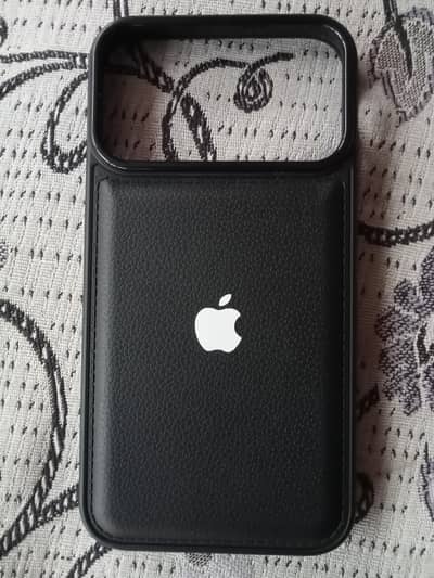 iphone xr/11 converted to 17 pro case