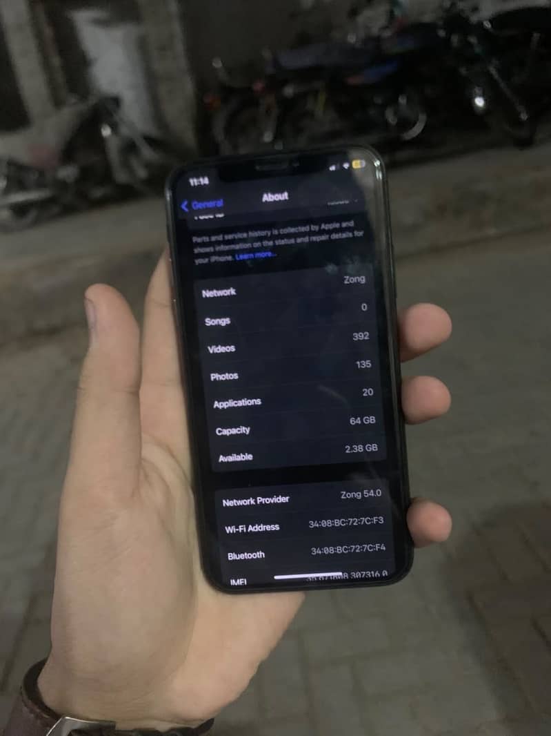 Apple iPhone X 5