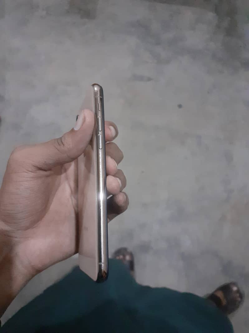 Apple iPhone XS 2