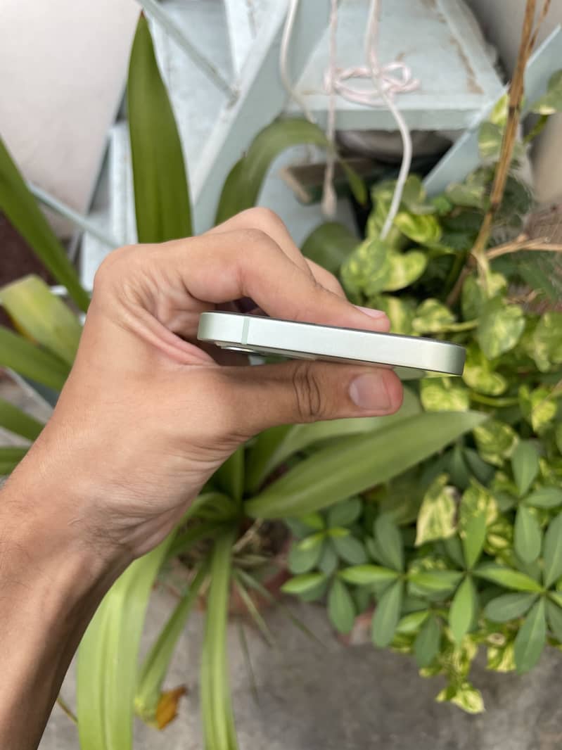 Apple iPhone 12 mdm 4