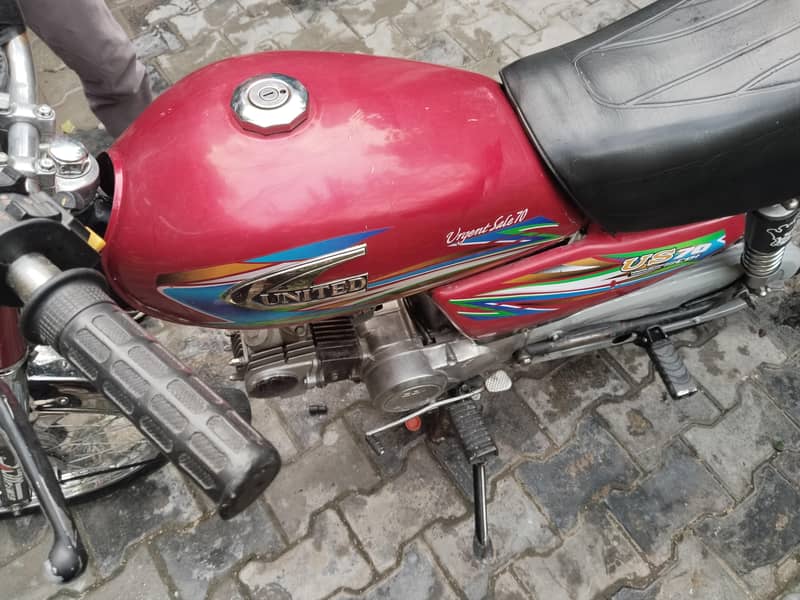 United 70cc 0