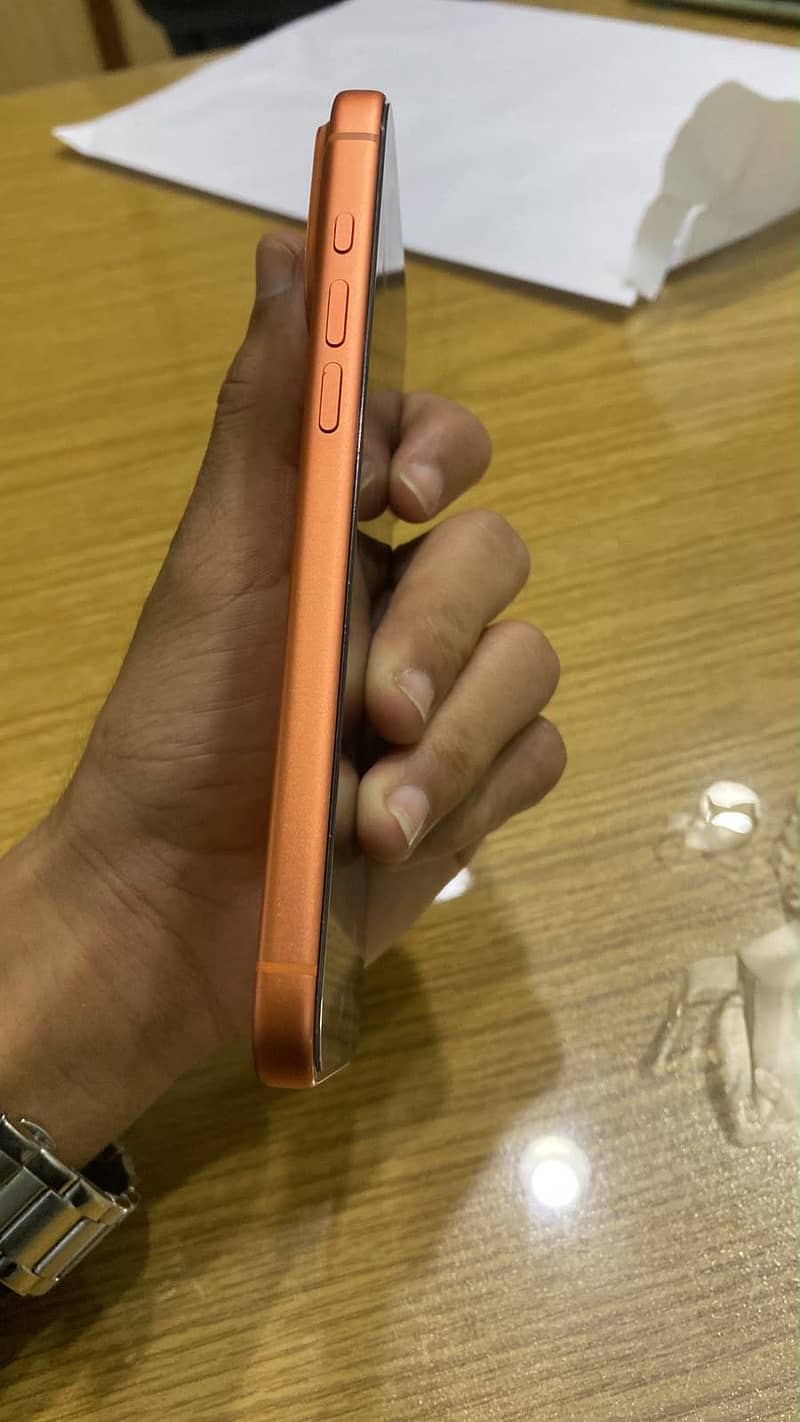 Apple iPhone 17 Pro Max 1