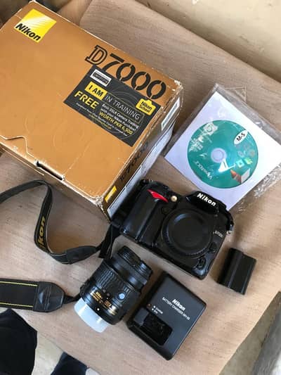 Nikon D7000 DSLR Camera Best photo and video– Full HD 1080p