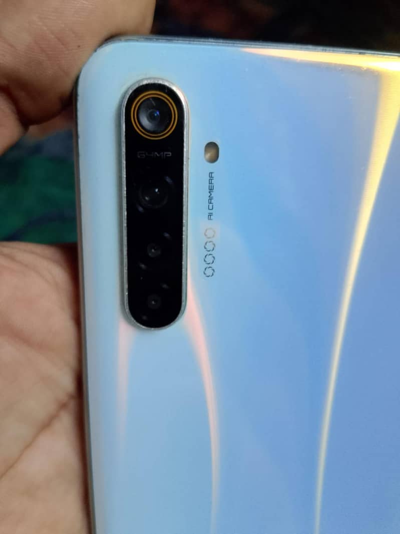 Realme XT 0