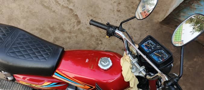 Honda 125 25/26 model total original condition