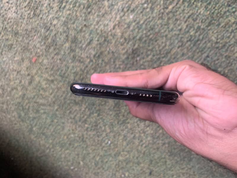 iPhone 11 Pro Max | Exchange with Android 3