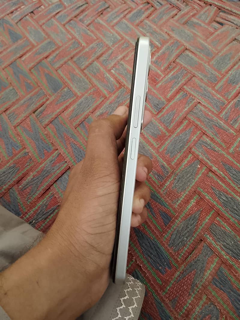Realme C71 1