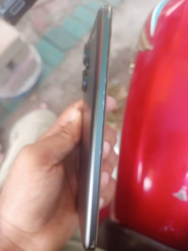 Xiaomi Redmi Note 13 Pro Plus 3