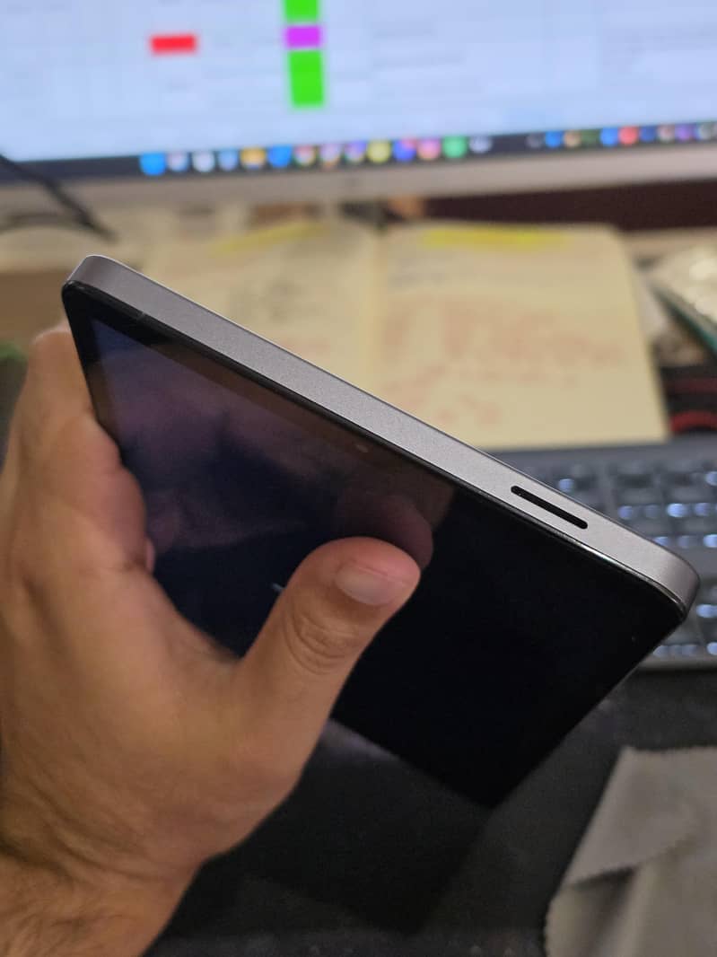 Samsung A9 Tablet 6