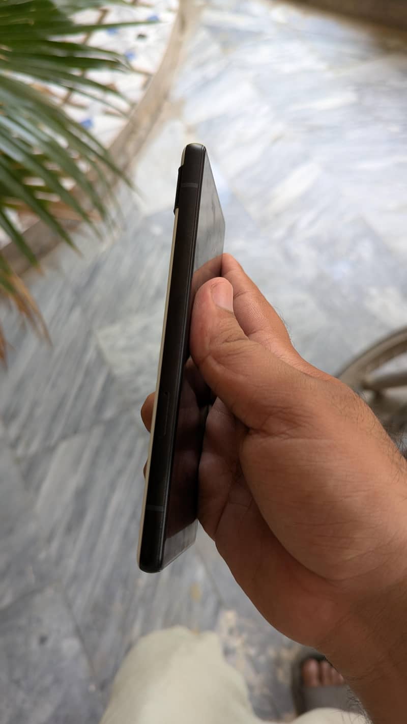 Google Pixel 6a 4