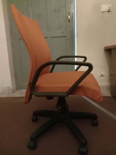 Master offisys chair for urgent sale