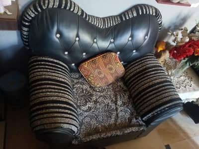 5 senter sofa for sale
