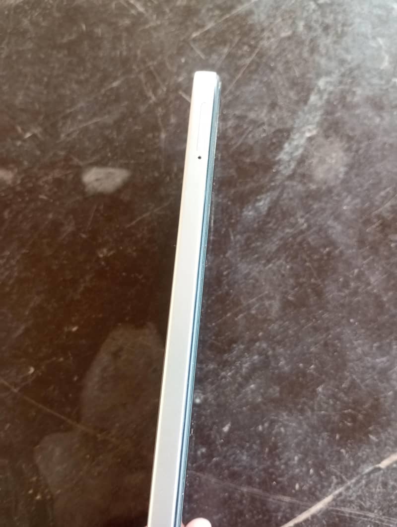 Xiaomi redmi 12 1