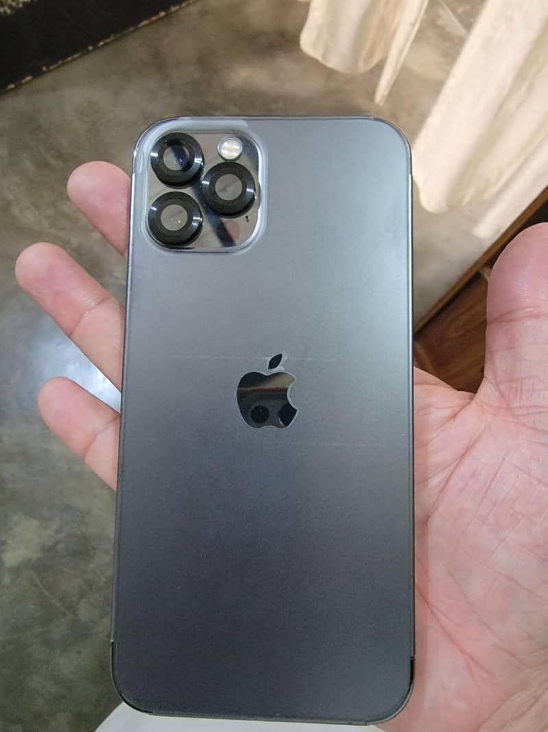 Apple iPhone 12 Pro 1