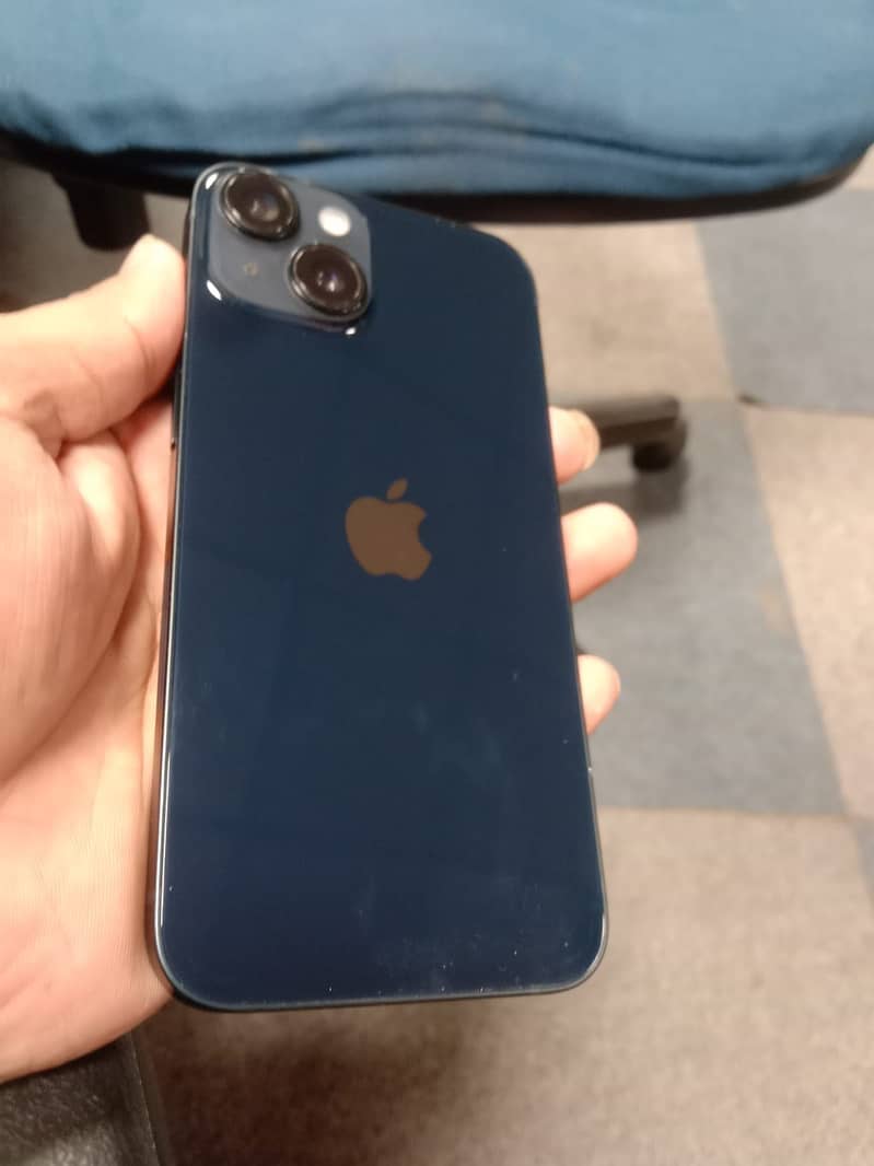 Apple iPhone 14 4