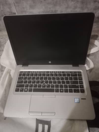 HP laptop 10/10 condition