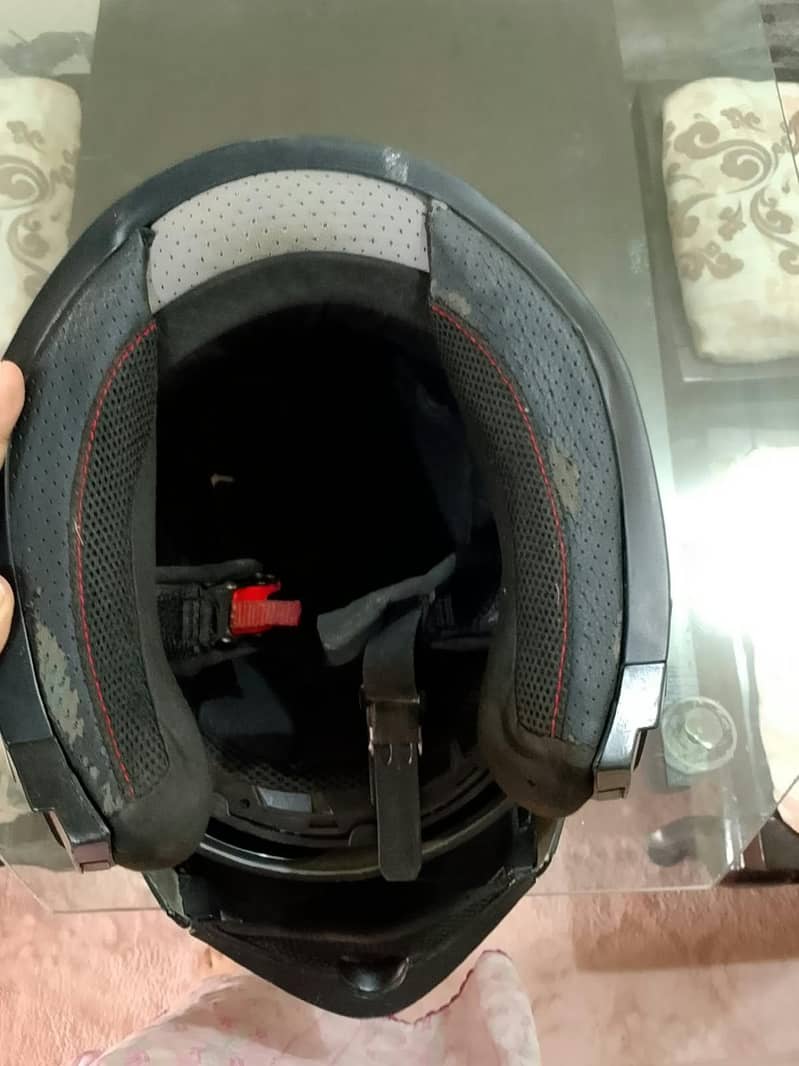 Almost new condition helmet 5