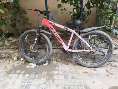 Be Good 26 inch Sport cycle Almost new red and pink color Disc Break
