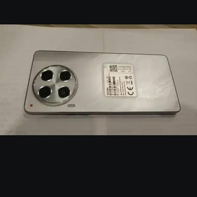 Tecno CAMON 30