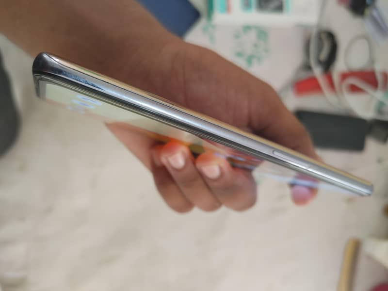 One Plus 9 4