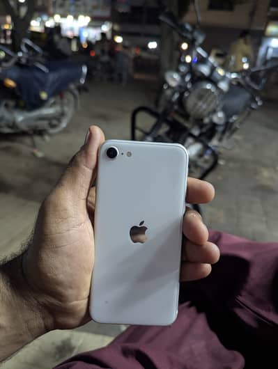Apple iPhone SE