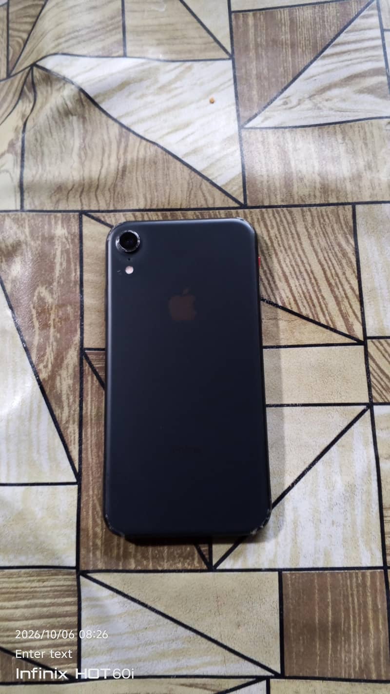 Apple iPhone XR 4