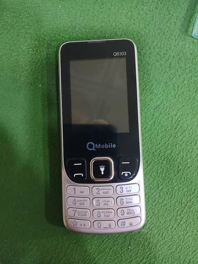 Q6303 just like new, only 15 days used