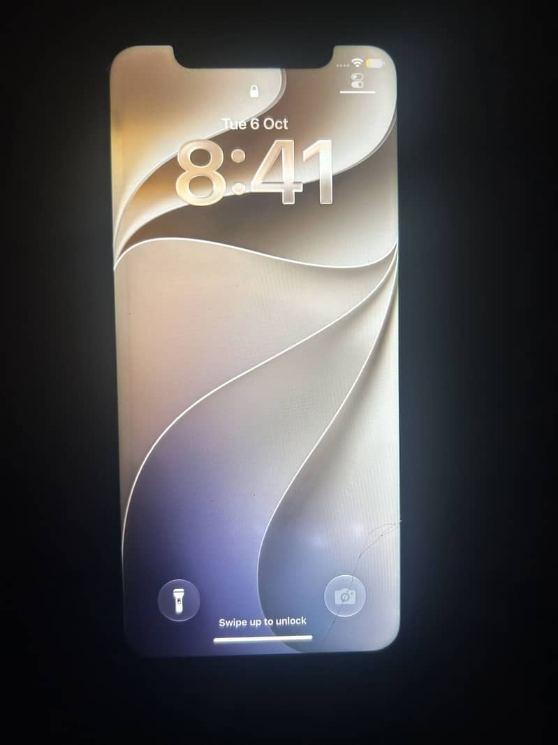 Apple iPhone 11 4