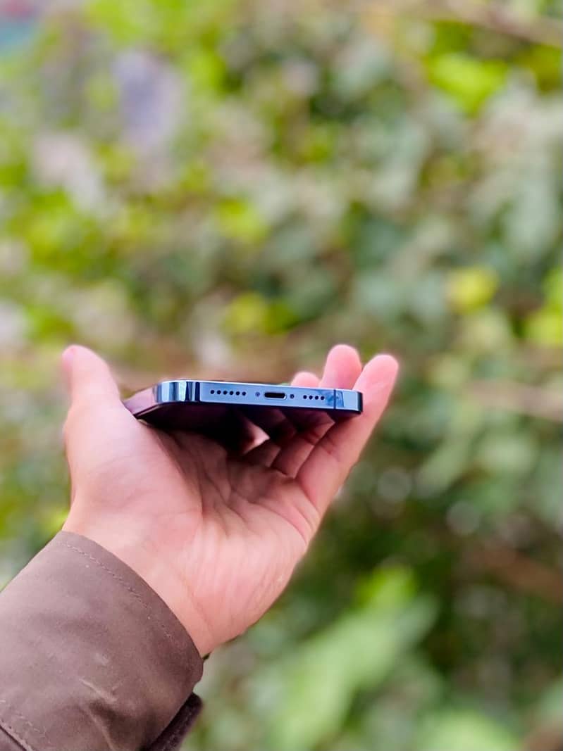 IPHONE 13 PRO MAX 6