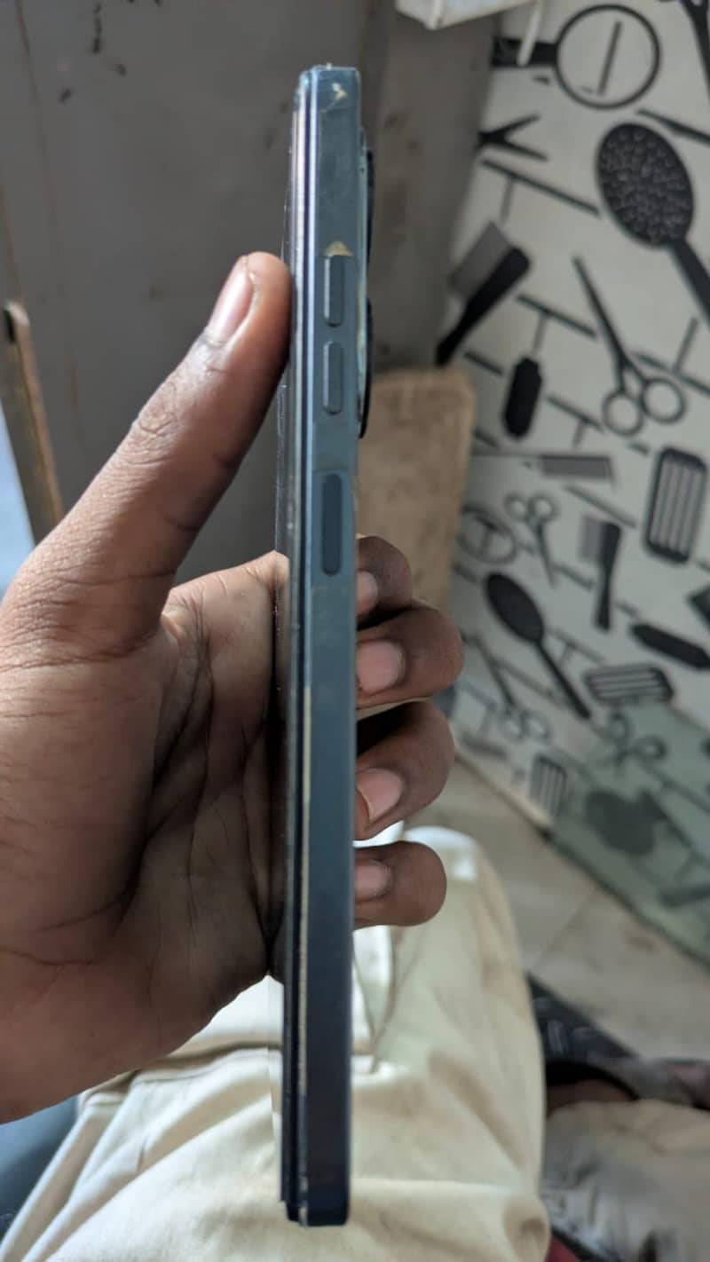 Tecno Spark 20 0