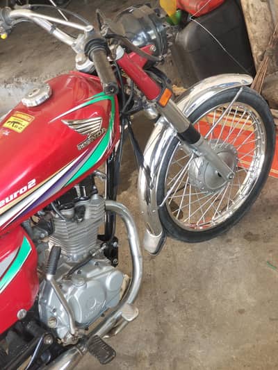 Honda cg125  Model 2014