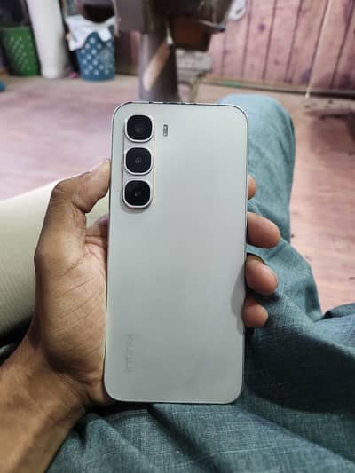 Infinix Hot 60 Pro
