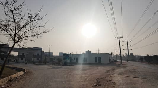 4 Marla Corner Plot For Sale ( Investors Rate)